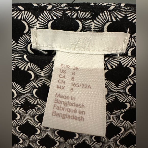 Lot of 2 H&M Cropped pants - Picture 7 of 7